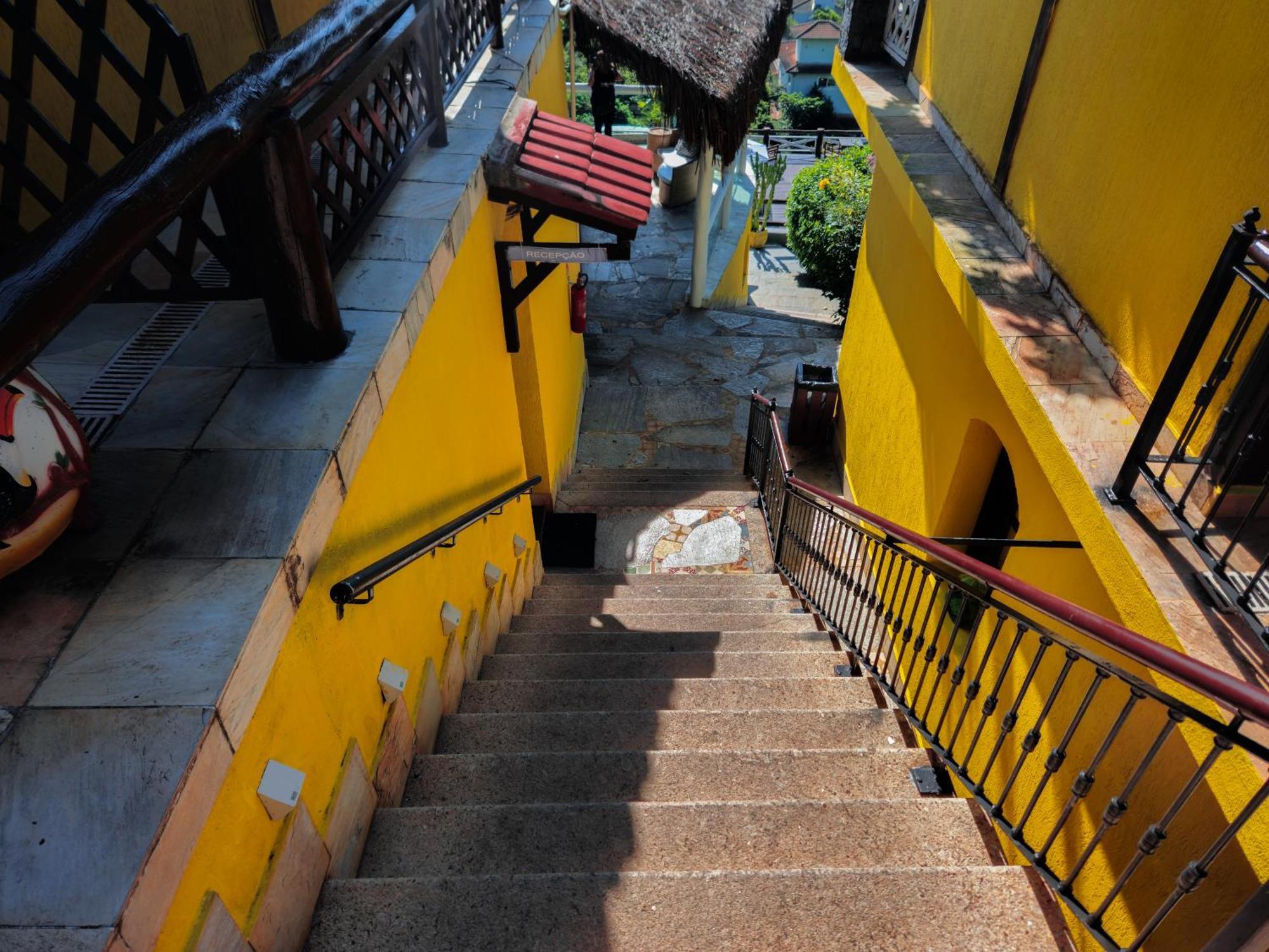 Bliss Hotéis Bella Vista Búzios Exterior foto Stairs to the temple